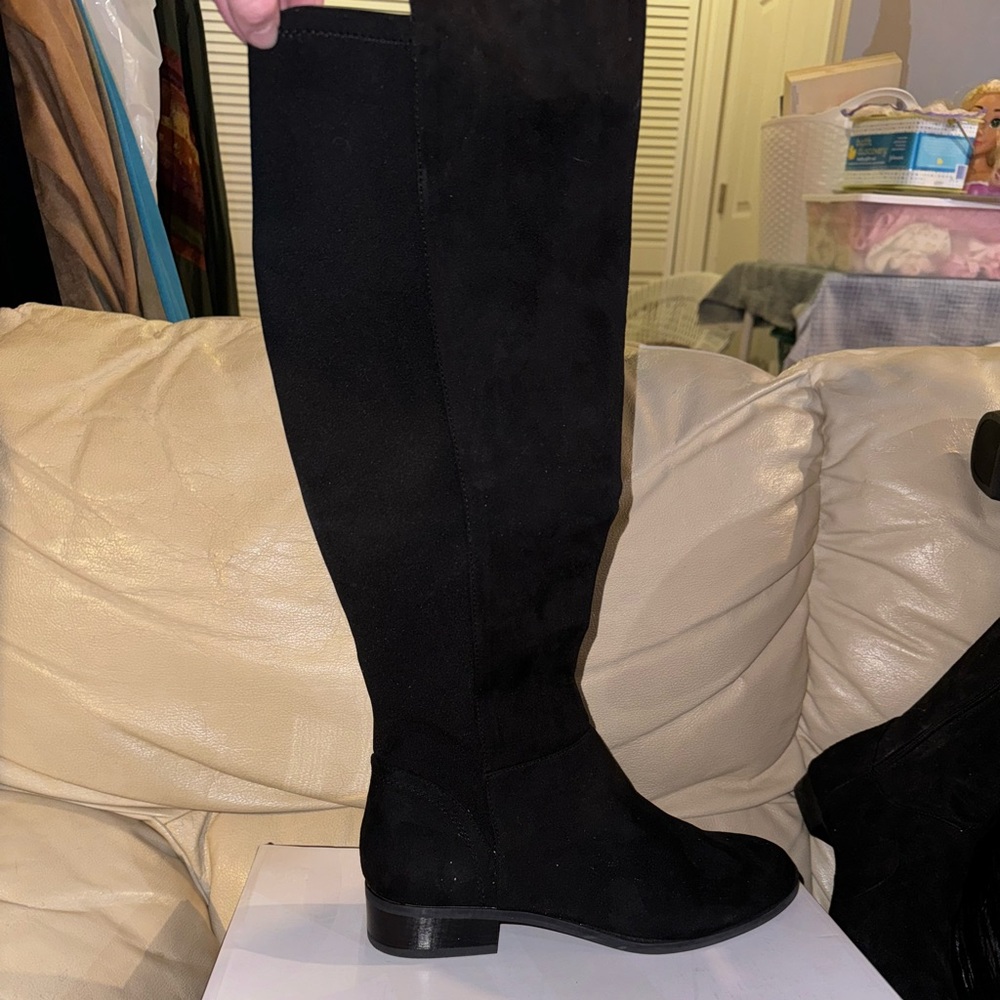BRAND NEW NINE WEST BOOTS!